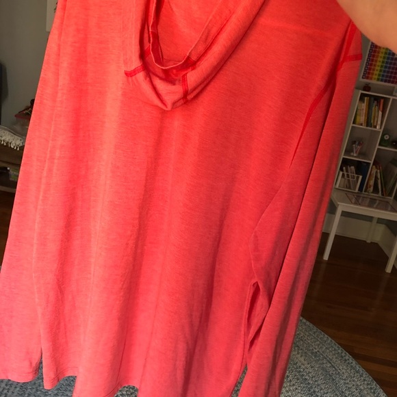 Barely used Lightweight under armor hoodie men’s large… so soft and cozy! - Picture 2 of 2